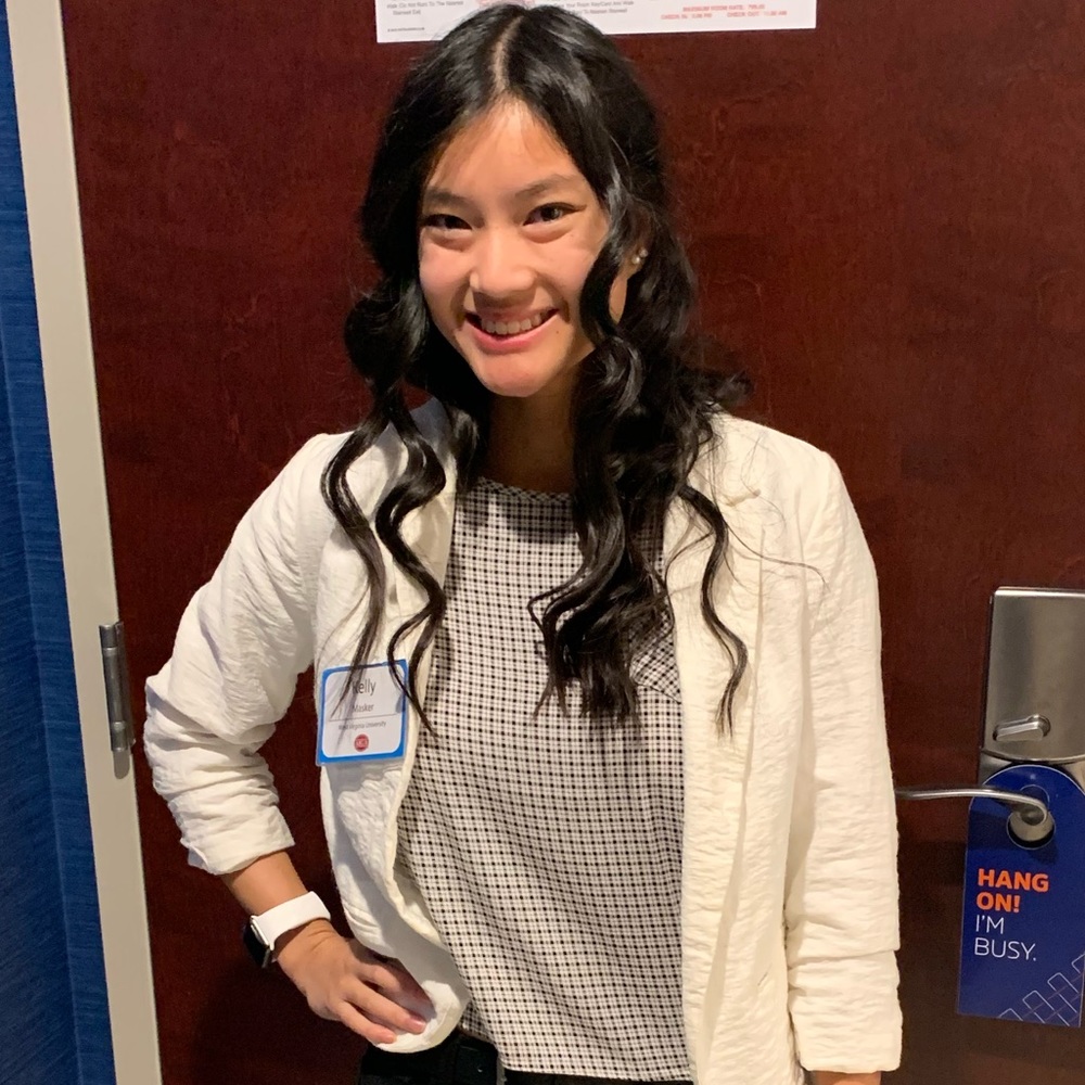 Meet your Posher, Kelly